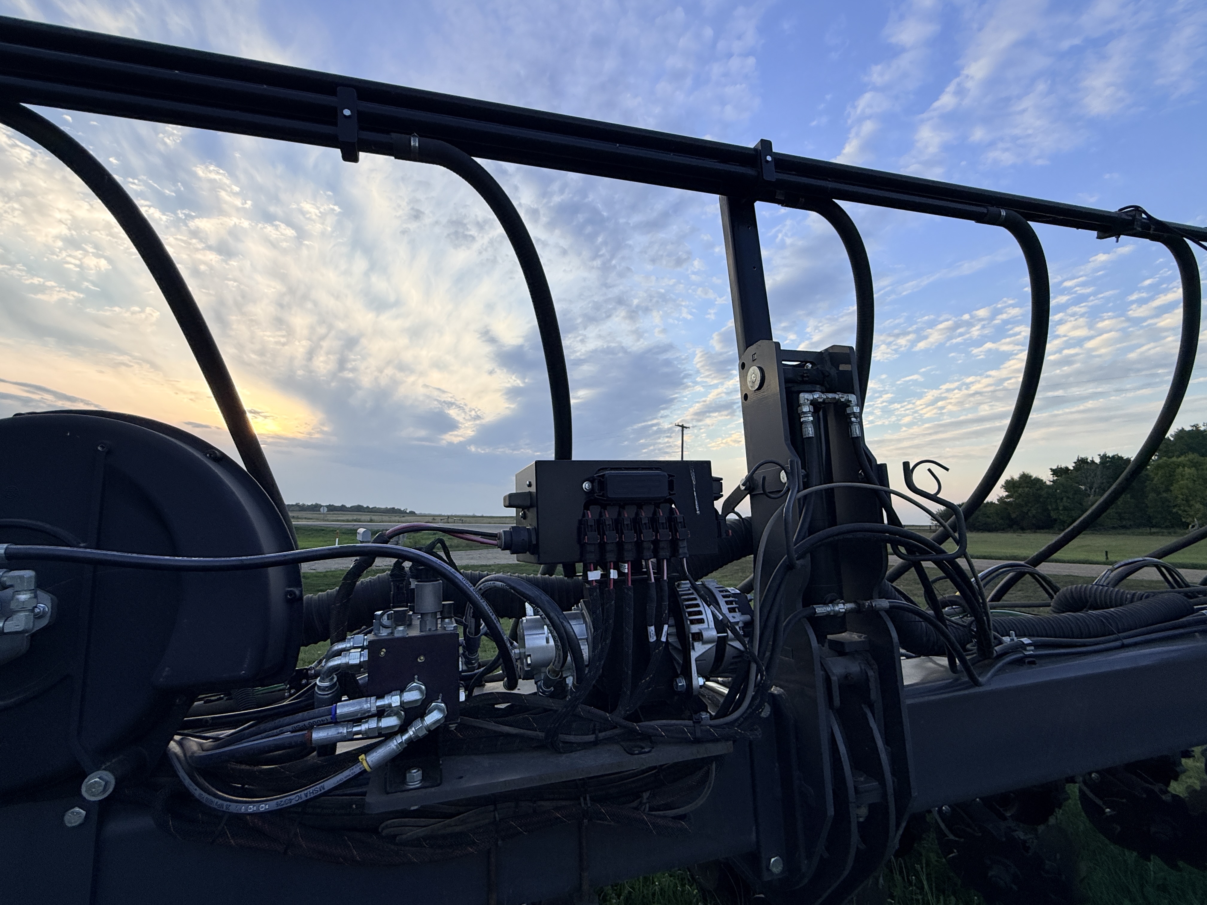 Infinity Ag 24R 30" Cornerstone