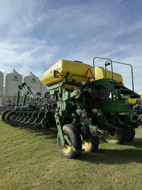 John Deere 1770NT 24 Row 30"